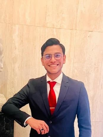Isaí Alexander Zeledón - Abogado y Notario Público